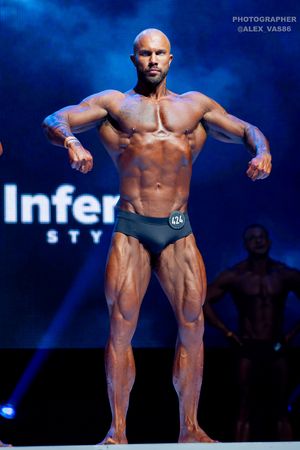 CLASSIC PHYSIQUE 178